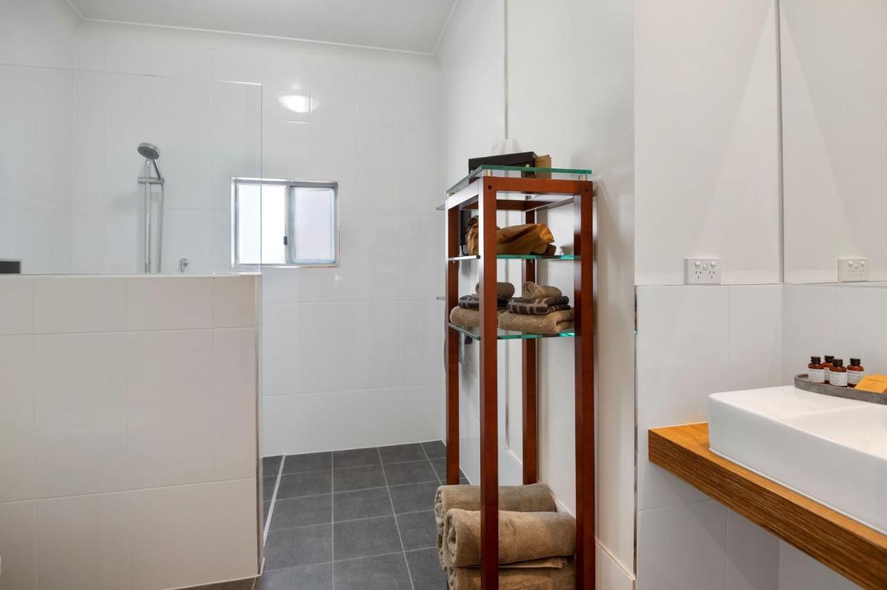 Motel 53 On Victoria Warwick Zewnętrze zdjęcie