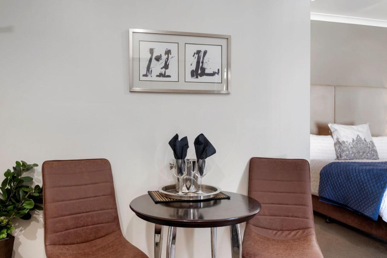 Motel 53 On Victoria Warwick Zewnętrze zdjęcie